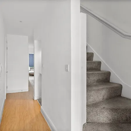 Spacious - Parking&wifi Apartamento Bristol