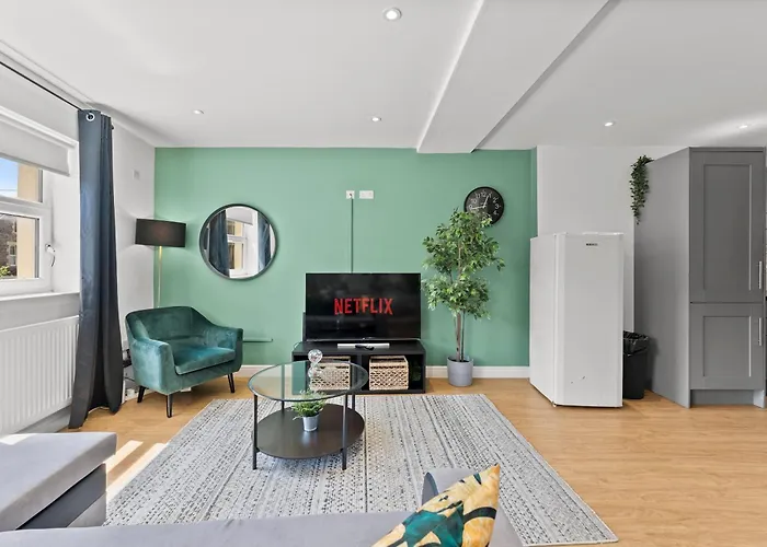 Apartamento Spacious - Parking & Wifi *