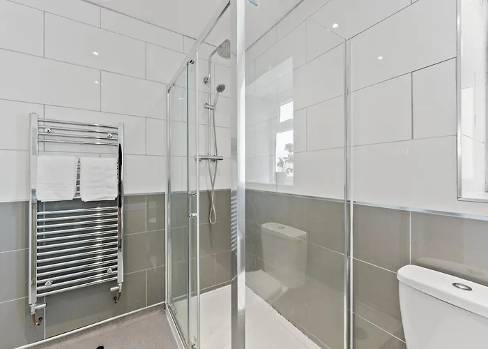 Spacious - Parking & Wifi Apartmán Bristol