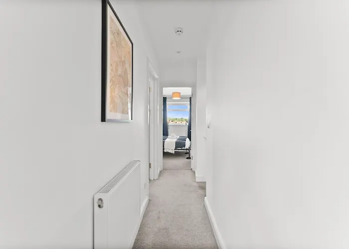 Spacious - Parking & Wifi Apartmán