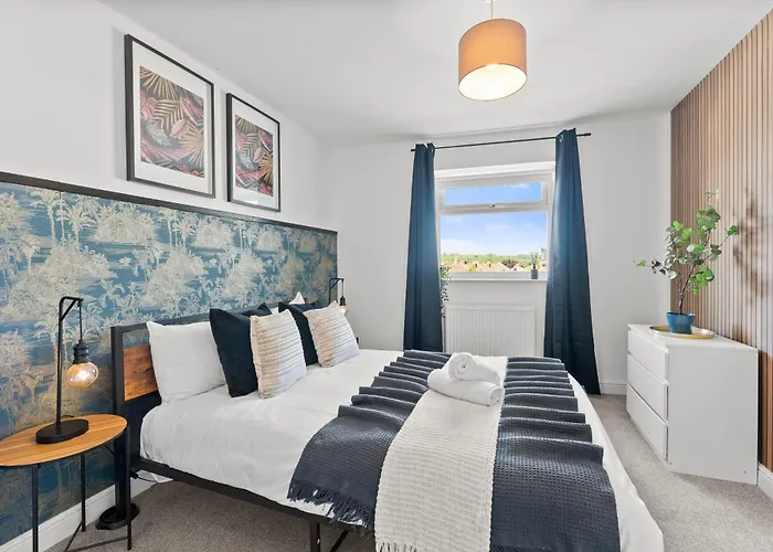 Spacious - Parking & Wifi