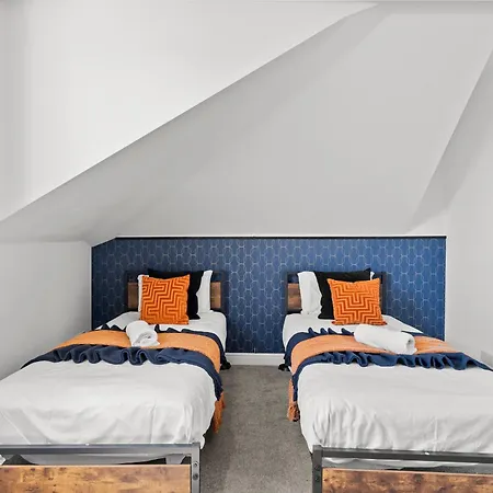 Apartament Spacious - Parking & Wifi Bristol